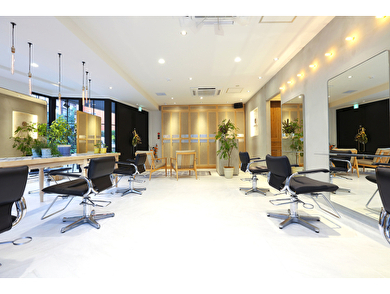 hair salon Gallica 神宮前店