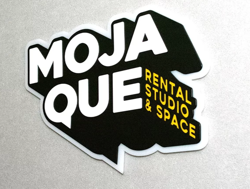 動画撮影&配信スタジオ 『MOJA QUE（モジャキュー）』